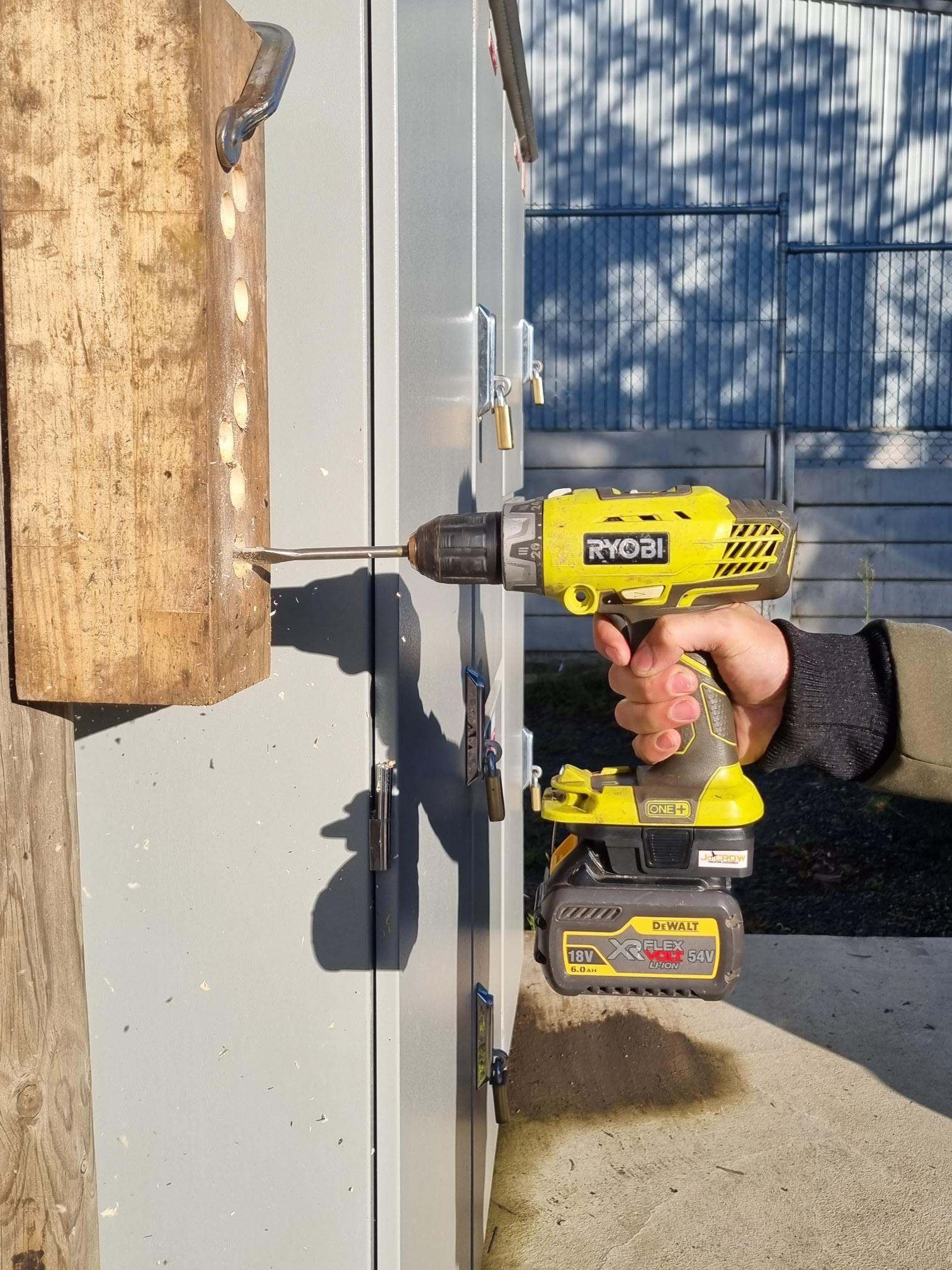 Ryobi discount dewalt adapter